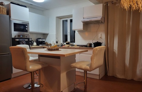 Saint-Aubin-sur-Loire House | 8 mn from the Bourbon lancy thermal baths, pretty little Burgundy house.