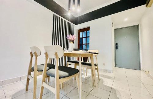 Bukit Jalil Apartment | 8 pax Homestay near Axiata Arena & Pavilion 2
