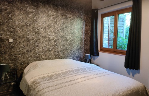 Saint-Tricat House | 8-person 4-bedroom gîte 9km from the beach