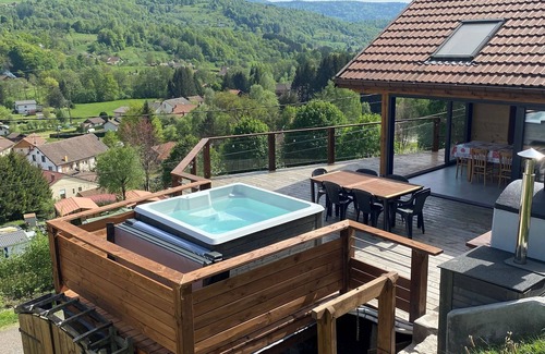 Le Menil Ski Chalet | 8-person detached chalet with Nordic bath