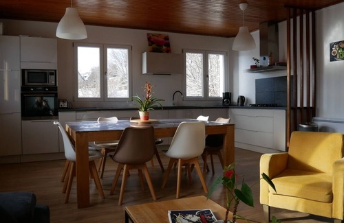 Chastreix Apartment | 8-person gîte in Chastreix, close to ski resorts and nature.