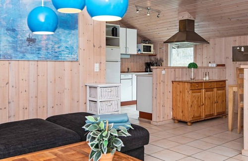 Pøt Strandby House | 8 person holiday home in Juelsminde-By Traum