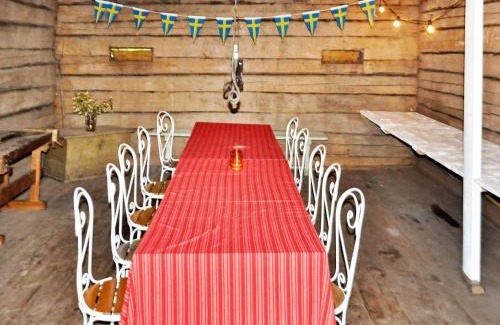 Vastra Tunhem House | 8 person holiday home in Vargön