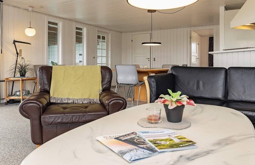 Blavand Strand House | 8 person holiday home in Blåvand-By Traum