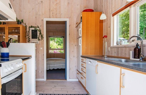Fjellerup Strand House | 8 person holiday home in Glesborg-By Traum