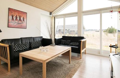 Tranum House | 8 person holiday home in Brovst-By Traum