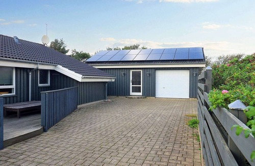 Lokken House | 8 person holiday home in Løkken-By Traum