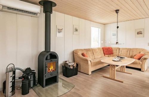 Hou House | 8 person holiday home in Hals-By Traum