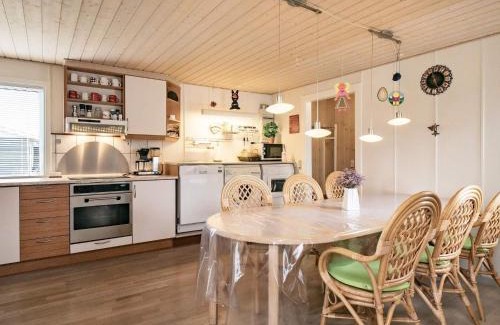 Hou House | 8 person holiday home in Hals-By Traum