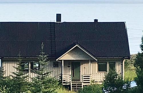 Loppa House | 8 person holiday home in Nuvsvåg-By Traum