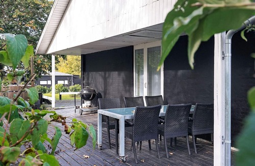 Skals House | 8 Person Holiday Home in Skals