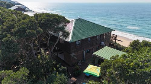 Ponta d'Ouro House | 8 Sleeper Ocean View 4x4 only