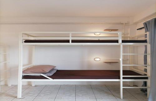 Downtown Krabi Hostel | 8 SLEEPER STREET Guesthouse