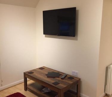 Forres Apartment | 8 Varis Apartments