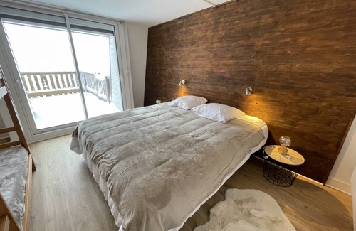 Saint-Jacques-des-Blats Apartment | 80 m² Apartment ∙ 2 bedrooms ∙ 10 guests