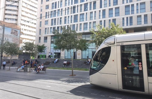 Nachlaot Apartment | "80 JAFFA ST" Down town Main Market "Mahne yehuda" super prime location in jerusalem