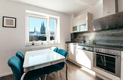 Altstadt-Nord Apartment | 80 m² Apartment ∙ 2 bedrooms ∙ 4 guests