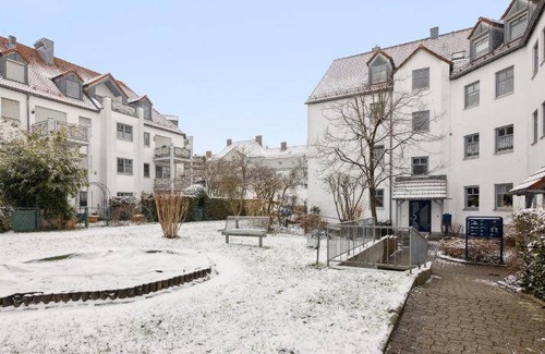 Lechhausen-Ost Apartment | 80 m² Apartment ∙ 2 bedrooms ∙ 6 guests