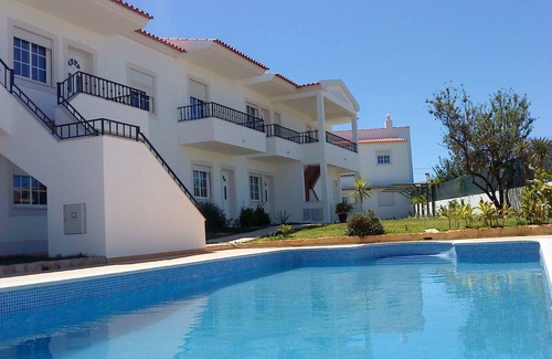 Pata de Baixo Apartment | 80 m² Apartment ∙ 3 bedrooms ∙ 8 guests