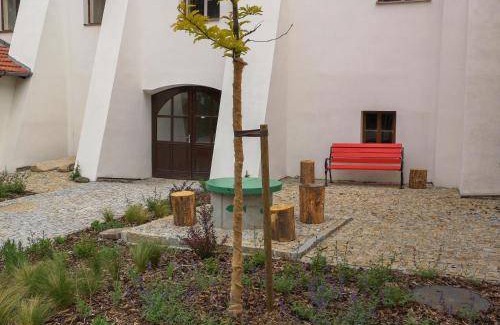 Slavonice Apartment | 80 m² Apartment ∙ 1 bedroom ∙ 6 guests