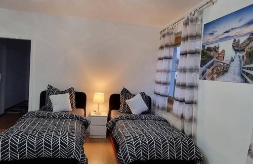 Leonding Apartment | 80 m² Apartment ∙ 2 bedrooms ∙ 7 guests