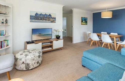 Tuncurry Apartment | 80 m² Apartment ∙ 2 bedrooms ∙ 4 guests