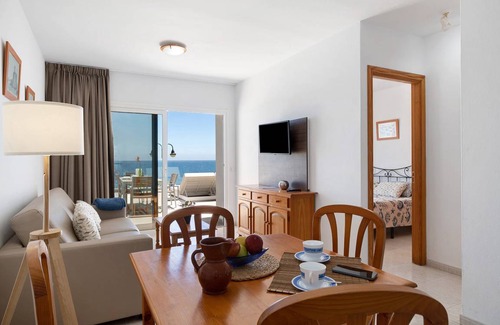 Arrieta Apartment | 80 m² Apartment ∙ 2 bedrooms ∙ 4 guests