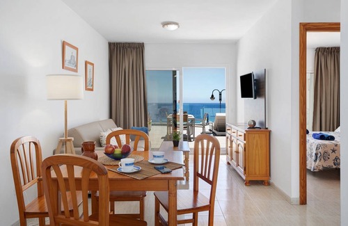 Arrieta Apartment | 80 m² Apartment ∙ 2 bedrooms ∙ 4 guests