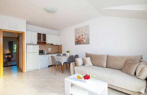 Komolac Apartment | 80 m² Apartment ∙ 2 bedrooms ∙ 6 guests
