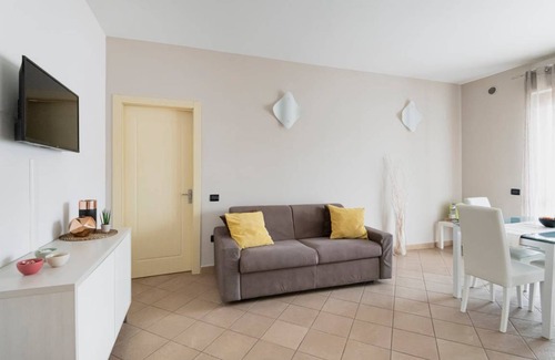 Cinisello Balsamo Apartment | 80 m² Apartment ∙ 2 bedrooms ∙ 3 guests