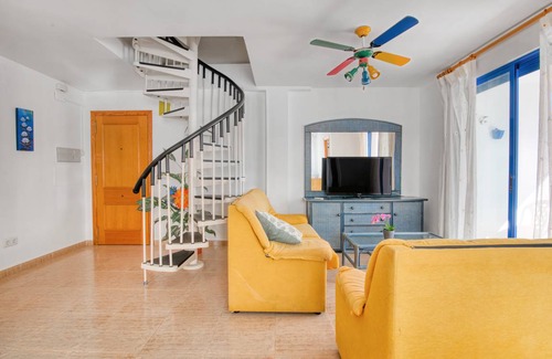 Platja de Piles Apartment | 80 m² Apartment ∙ 2 bedrooms ∙ 4 guests