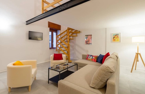 Naples City Centre Apartment | 80 m² Apartment ∙ 2 bedrooms ∙ 6 guests