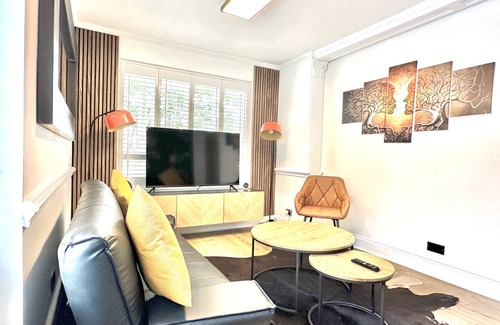 Clapham Apartment | 80 m² Apartment ∙ 3 bedrooms ∙ 8 guests