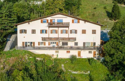 Laax Apartment | 80 m² Apartment ∙ 3 bedrooms ∙ 6 guests