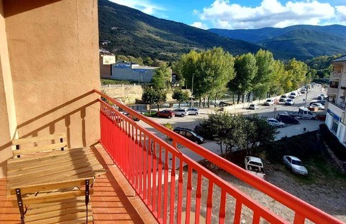 Sort Apartment | 80 m² Apartment ∙ 3 bedrooms ∙ 6 guests