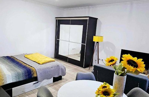 Medias Apartment | 80 m² Apartment ∙ 3 guests