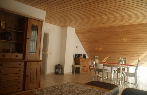 St. Lorenz Nord Apartment | 80 m² Apartment ∙ 2 bedrooms ∙ 5 guests