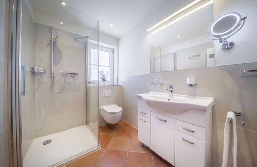 Neue Tiefe Apartment | 80 m² Apartment ∙ 2 bedrooms ∙ 5 guests