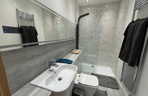 Northfleet Apartment | 80 m² Apartment ∙ 2 bedrooms ∙ 3 guests