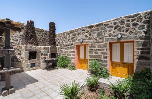 Pantelleria Apartment | 80 m² Apartment ∙ 2 bedrooms ∙ 4 guests