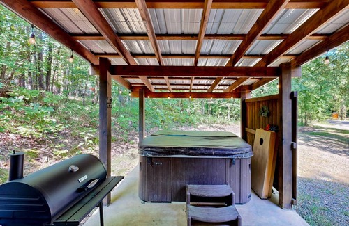 Broken Bow Cabin | 80 m² Cabin ∙ 2 bedrooms ∙ 6 guests