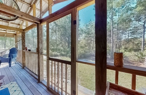 Carrabelle Cottage | 80 m² Cabin ∙ 2 bedrooms ∙ 6 guests