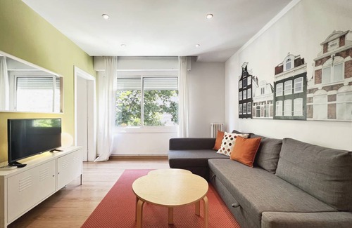 Sant Gervasi Apartment | 80 m² Apartment ∙ 3 bedrooms ∙ 6 guests