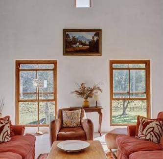 Swellendam House | 80 m² Farmhouse ∙ 6 bedrooms ∙ 16 guests