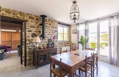 Villedieu-les-Poeles-Rouffigny House | 80 m² Gîte ∙ 2 bedrooms ∙ 4 guests