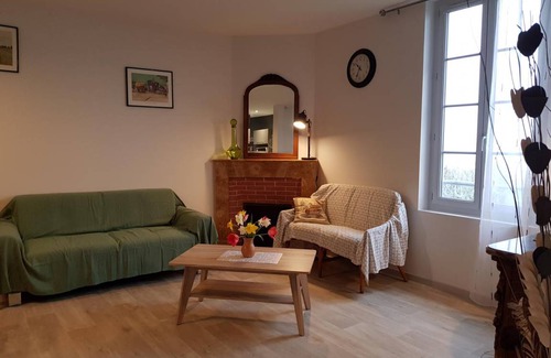 Curemonte House | 80 m² Gîte ∙ 2 bedrooms ∙ 6 guests