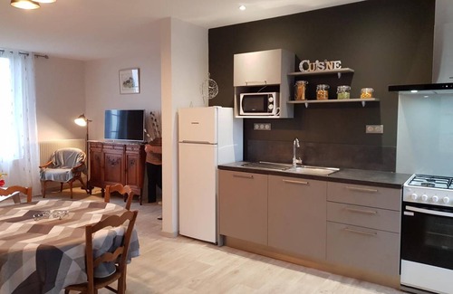 Curemonte House | 80 m² Gîte ∙ 2 bedrooms ∙ 6 guests