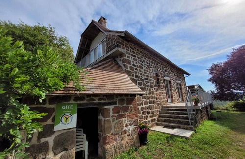 Louignac House | 80 m² Gîte ∙ 3 bedrooms ∙ 6 guests