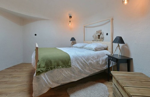 La Haie-Traversaine House | 80 m² House ∙ 2 bedrooms ∙ 5 guests