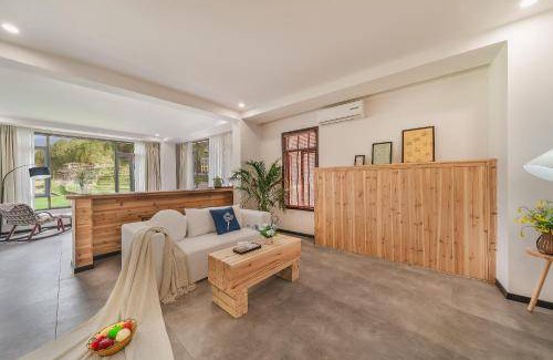 Qiandongnan Hotel | 80 m² Hotel ∙ 2 bedrooms ∙ 4 guests
